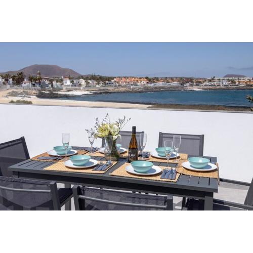 Poris 6 Beachfront Corralejo By Holidays Home