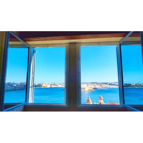 Port 531 Savynomad Harbour Residences Valletta wow Views