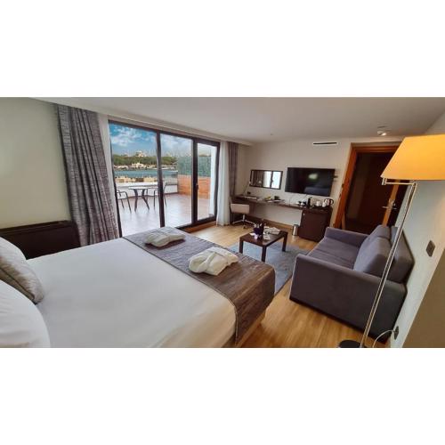 Port Bosphorus Hotel