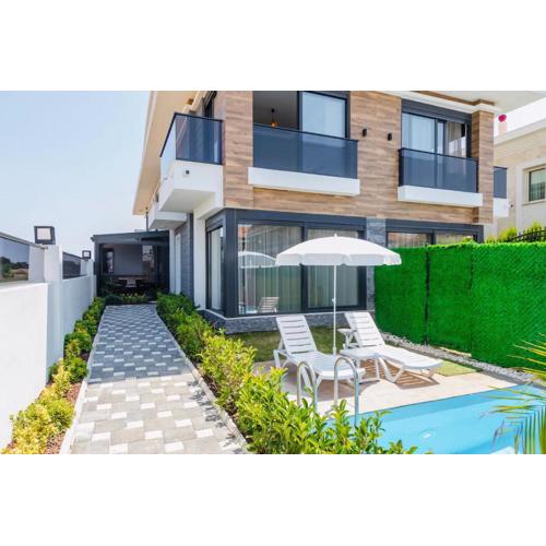 Port Lara Villas