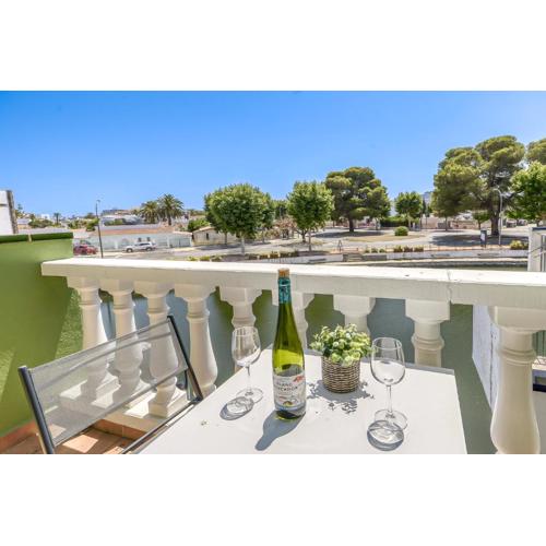 Port Petit 10 Empuriabrava Amarre 3x8 -Immo Barneda