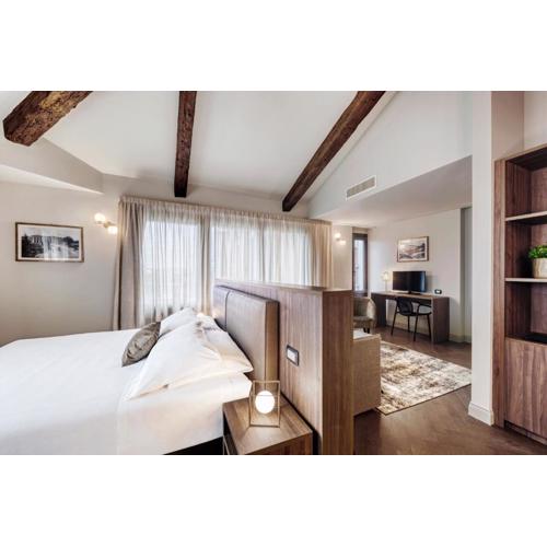 Porta Altinia Suites