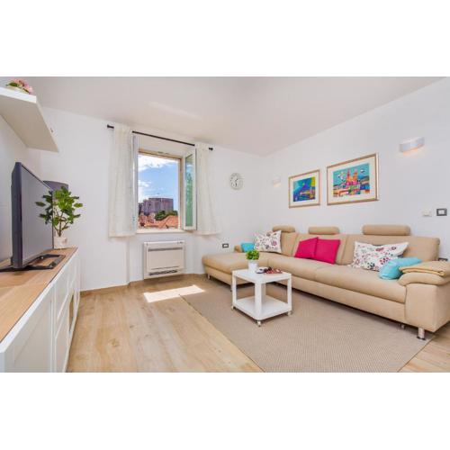 Porta Apartment and Rooms by Irundo
