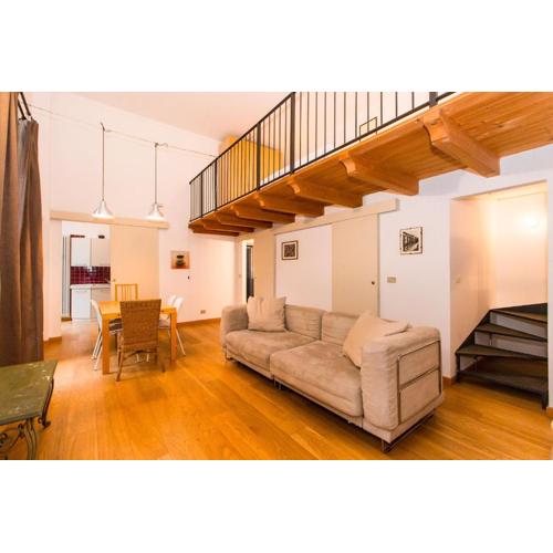 Porta Susa Central & Roomy Flat