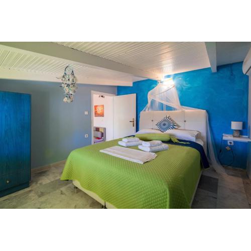 Poseidon Apartments