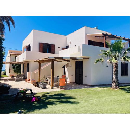 Posidonia Apartments