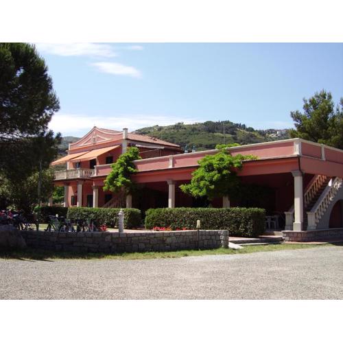 Pozzo al Moro Village