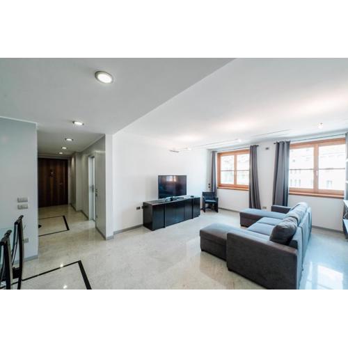 P&P Luxury Apartment