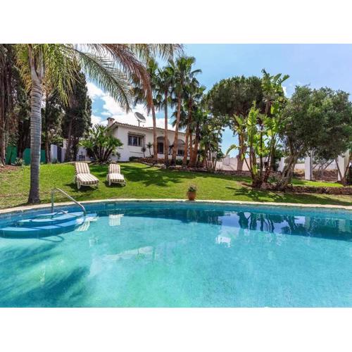 Preciosa villa moderna cerca de Puerto Banús