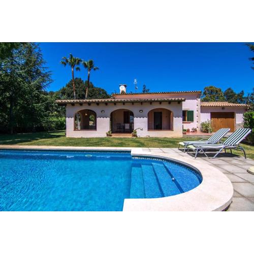 Preciosa Y Tranquila Villa En El Campo, Para 6 Personas Con Wifi Incluido A 3 Km De Pollensa