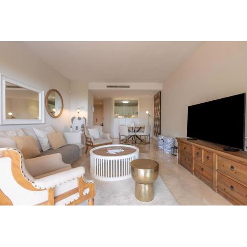 Precioso Apart Elvira Hills