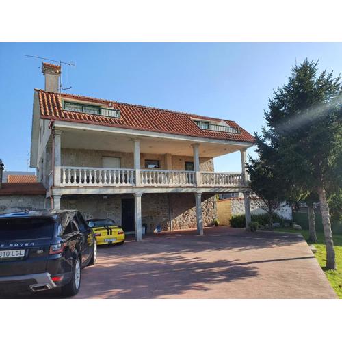 Precioso chalet cerca de la playa de Samil