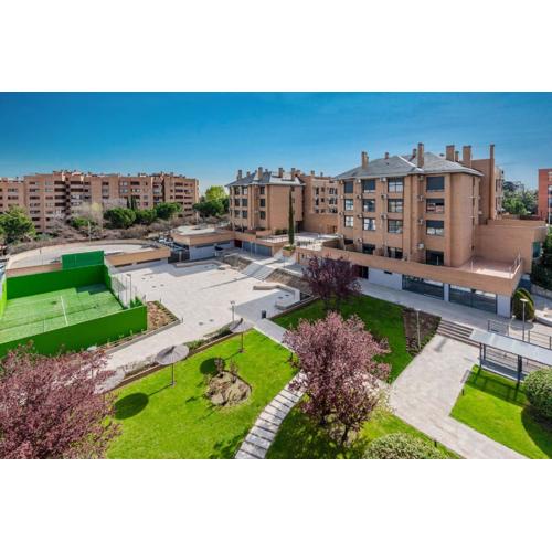 Premium Accomodation in La Rosaleda - Madrid