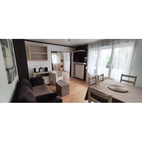 pretty 4-room apartment in a quiet area 3 bedrooms