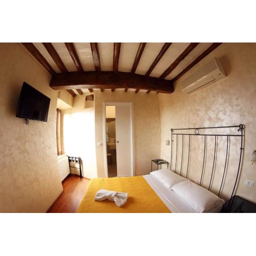 Primavera Mini Hotel