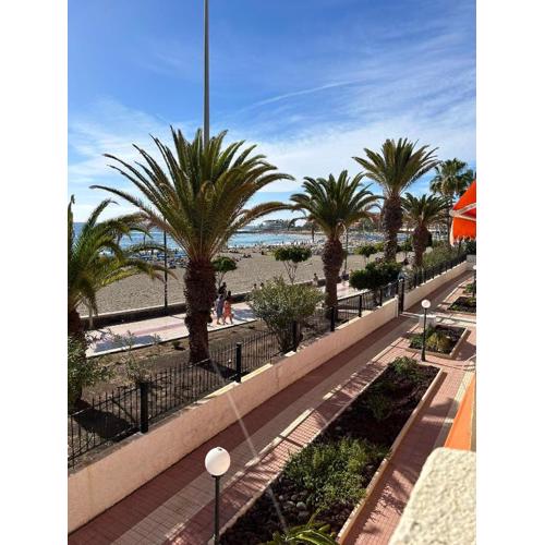 Prime Beachfront Location, Free Parking, Steps to the Sand