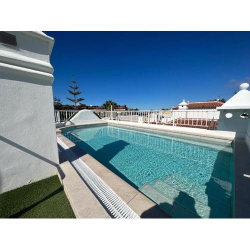 Prime Penthouse Rosaleda