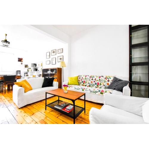Prime Spot - 2br -15bth - Next To Nevsky Church