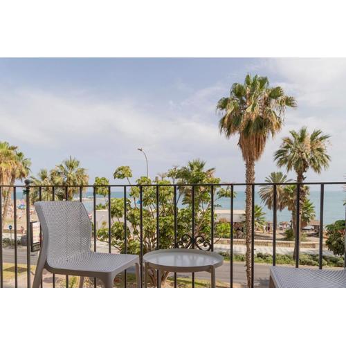 Primera Línea de Playa - MÁLAGA