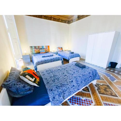 Private Rooms by Plaza Catalunya