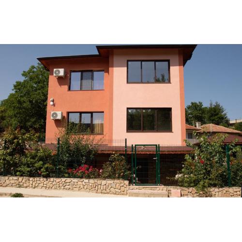 Private Rooms Kranevo