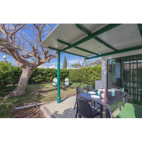 Private Solarium Bungalow Garden
