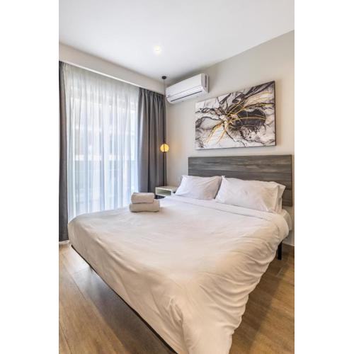 Private studio room 43 with kitchenette and private bathroom
