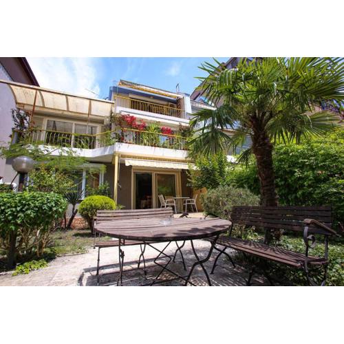 Private summer villa close to the black sea