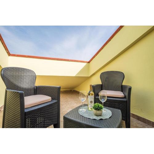 Private terrace- Modern apartament 5 minutes from the sea