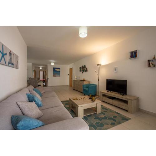 Private Terrace 3BR Home Near Bay & Promenade by QuickTrips