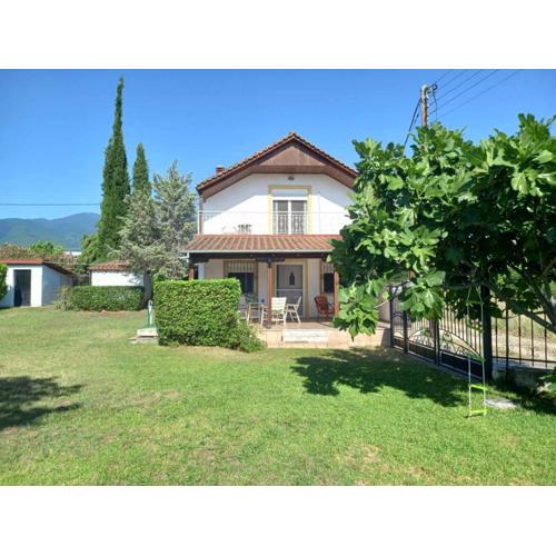 Private two-floor holiday house in Leptokaria