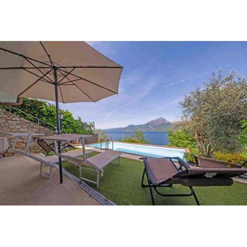Privater Pool Und Herrlicher Seeblick