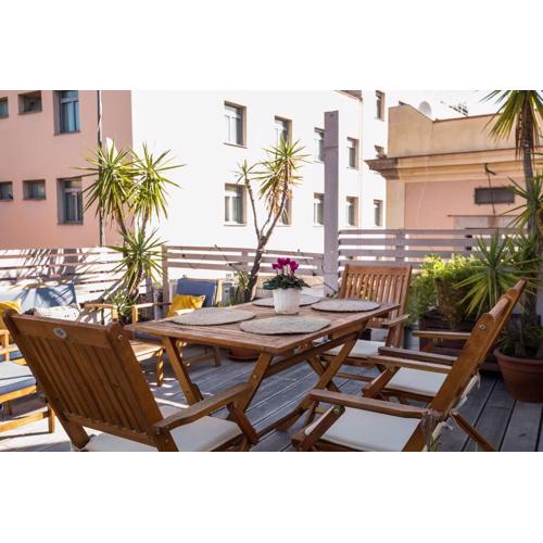 Prive terrace in El Born, near the beach