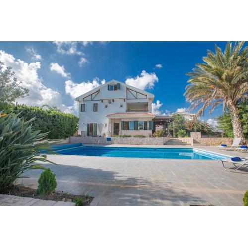 Protaras Holiday Villa Jo78