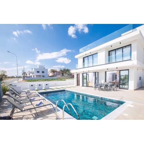 Protaras Holiday Villa