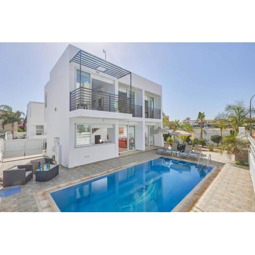Protaras Pearl 18