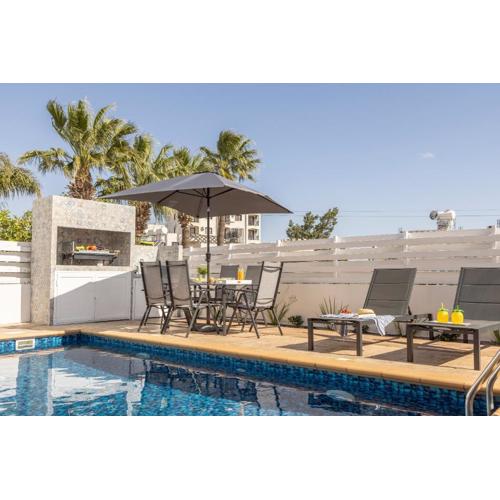 Protaras Villa Cemelia