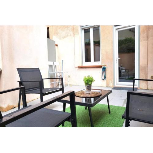Providence Terrasse privée - Proche Gare Sncf