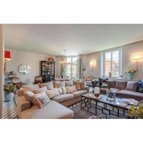 PUCCINI PENTHOUSE with Terrace inside Lucca