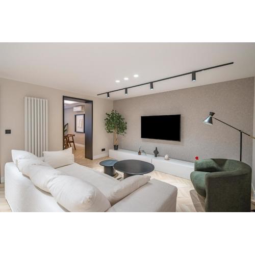 Puerta del Sol 3BR 3BH