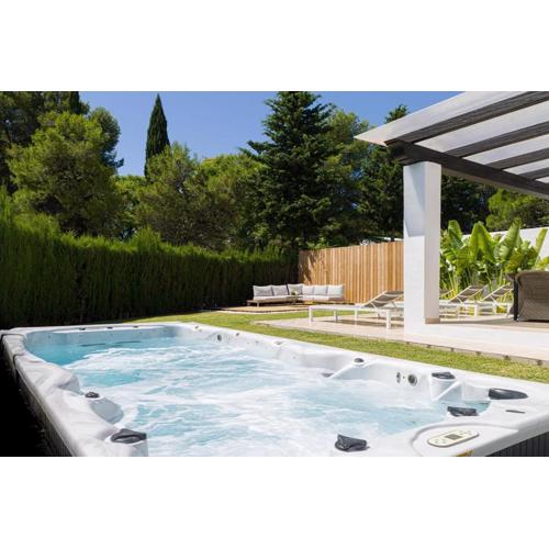 PUERTO BANUS SWIM SPA REAL PADDLE CLUB SISU HOTEL