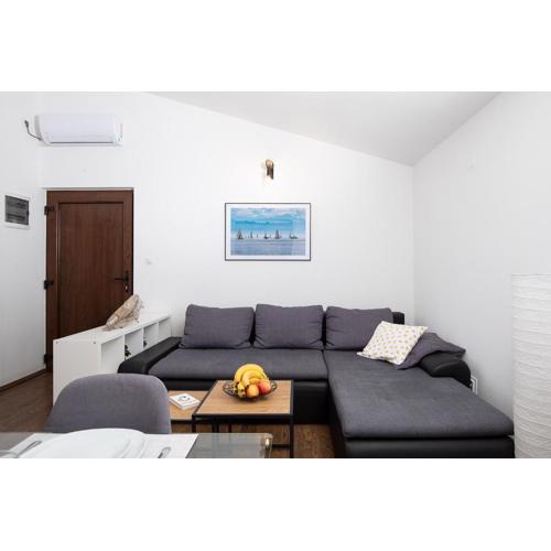 Pula apartment near city centre