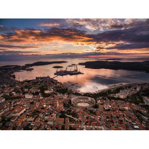 Pula City Center Accommodation with FREE Parking