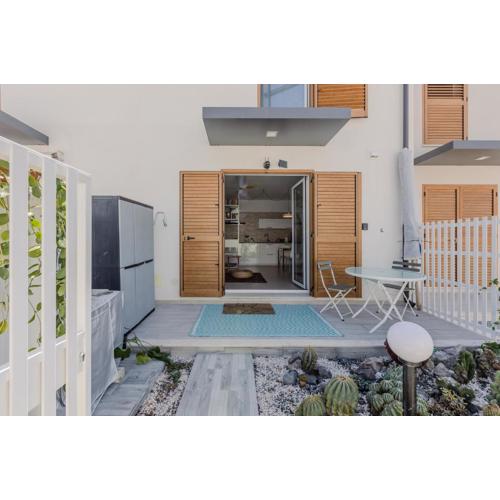 Pula Modern Apartment with Private Parking!