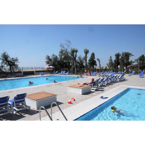 Punta Falconera camping & village