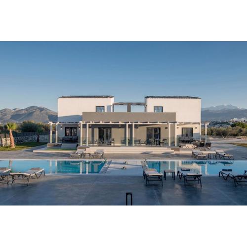 Pura Vida Villa, with 2 Pools, Spa Whirlpool & Sauna, By ThinkVilla