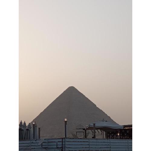 Pyramids villa inn