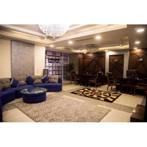 فيلات Qrm Travel علي المحور واركان بلازا الشيخ زايد و المهندسين