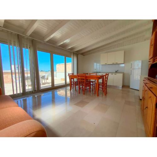 Quadrilocale Dafne 2 in centro vista mare Salento Ugento