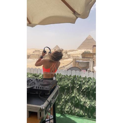 Queen cleopatra Pyramids Hotel